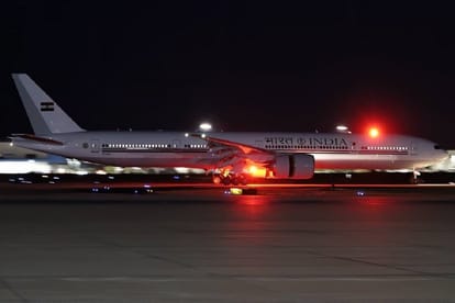 PM Narendra Modi Boeing 777 Specifications, special team reached america for bringing the plane