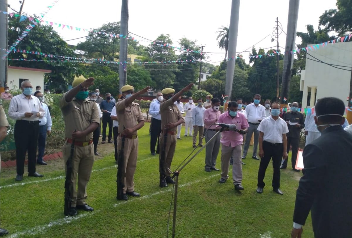 Independence Day 2020 celebration on Hoisted National Flag in gorakhpur