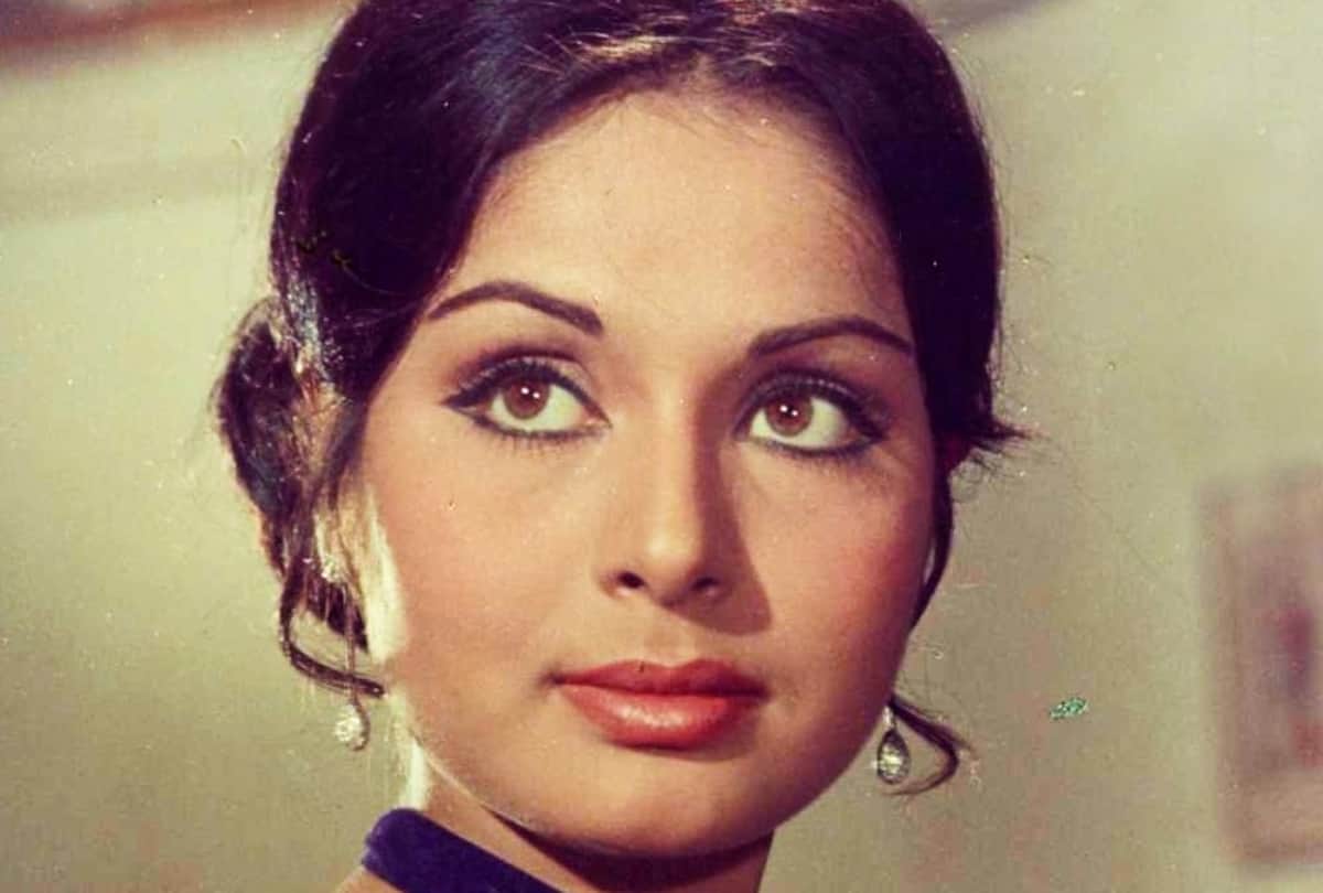 Rakhee Gulzar birthday special actress who played mother and lover role with amitabh bachchan in many films