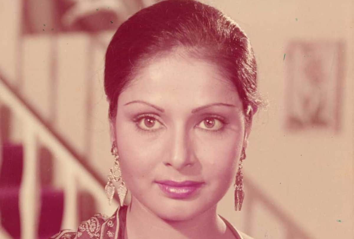 Rakhee Gulzar Birthday: Rakhee Beautiful Pictures then and Now look