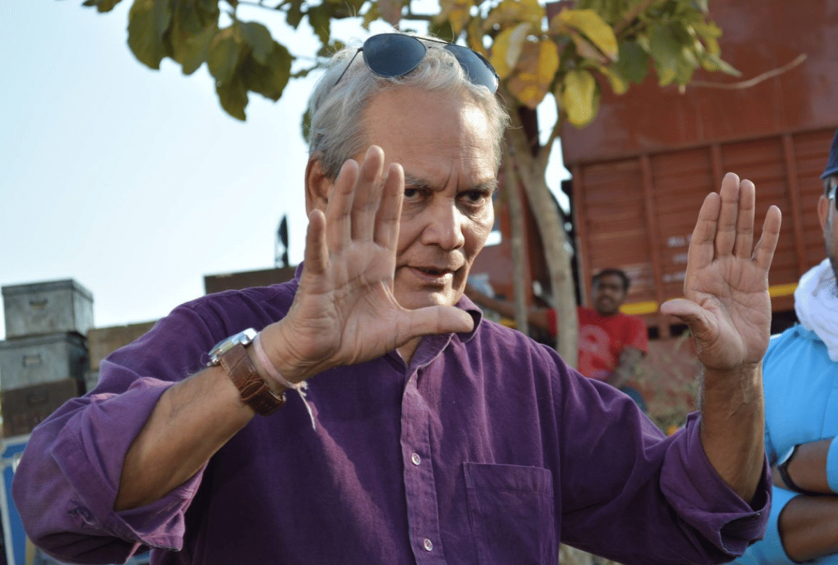 Veteran director Vinod Pande speaks to Pankaj Shukla about his films star and yeh nazdeekiyan