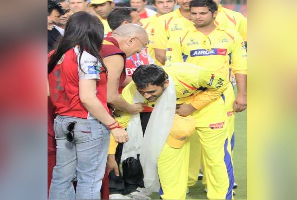 Dhoni and Raina have a deep attachment to the Tibetan religious leader Dalai Lama, both loved the Dharamshala grounds.