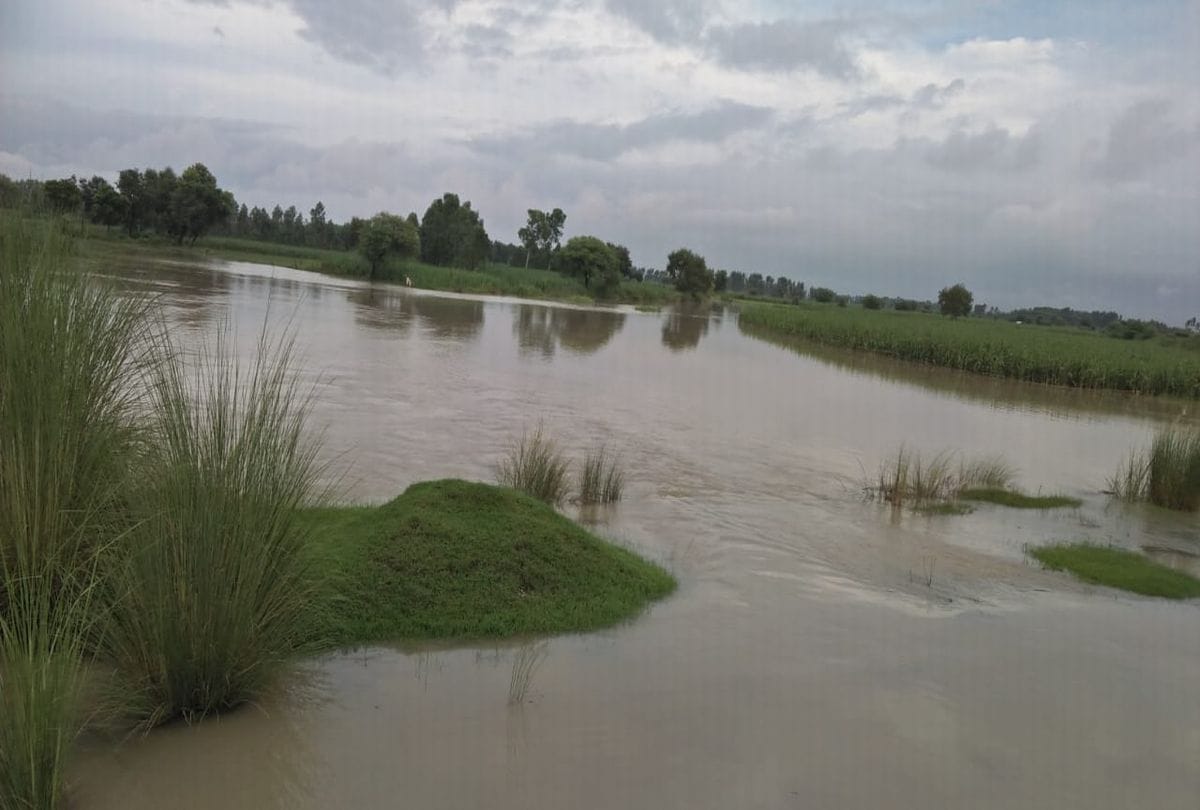 Ganga River Water Cut Roads Of Villages