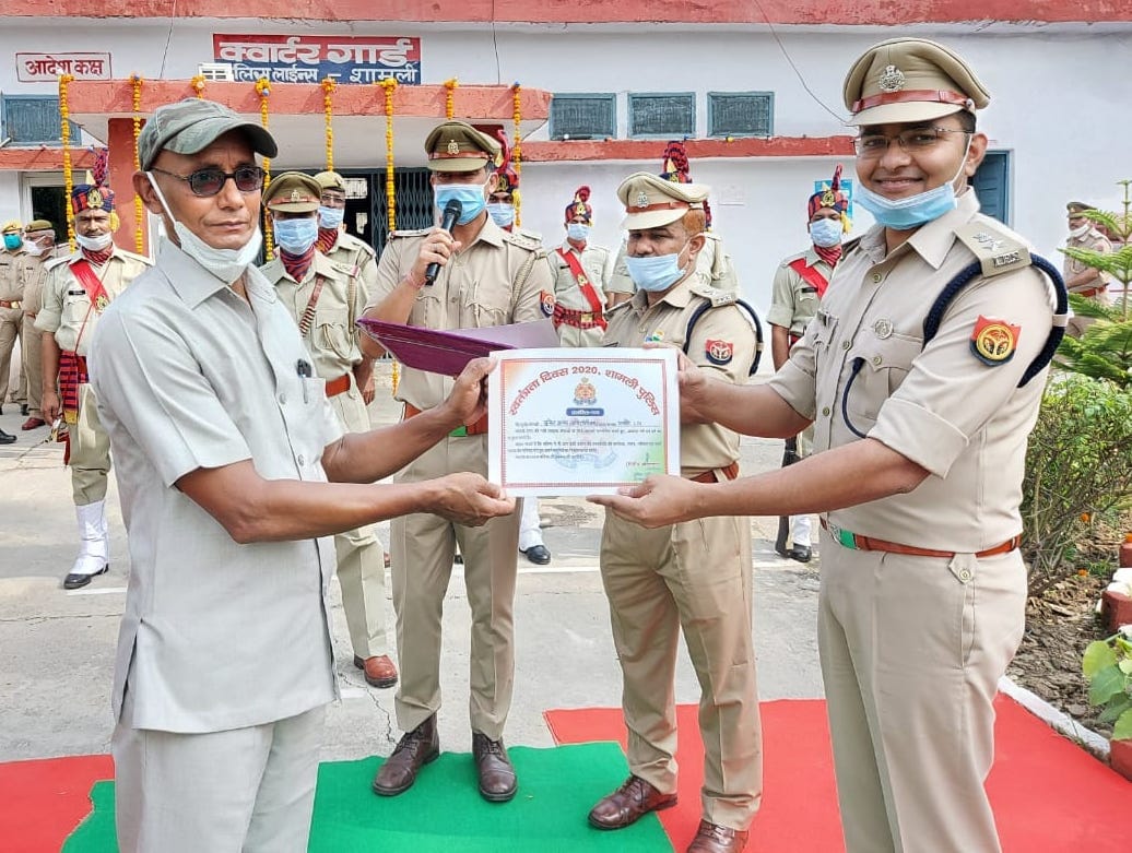 Policemen honored for doing commendable work
