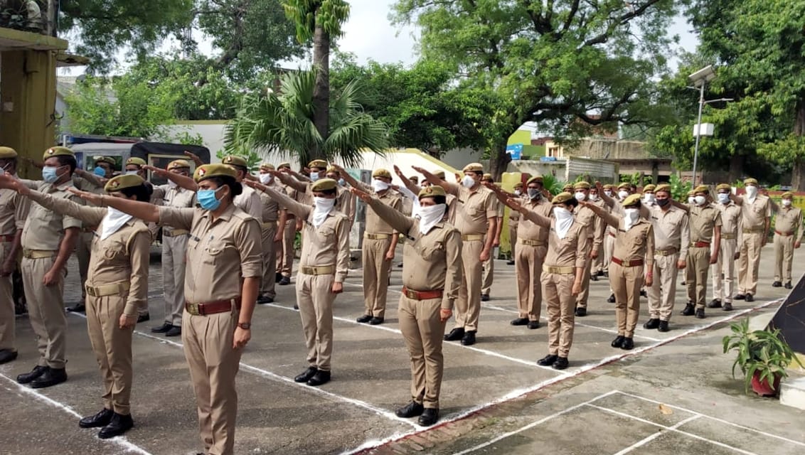 Salute to the tricolor, resolve to serve the country
