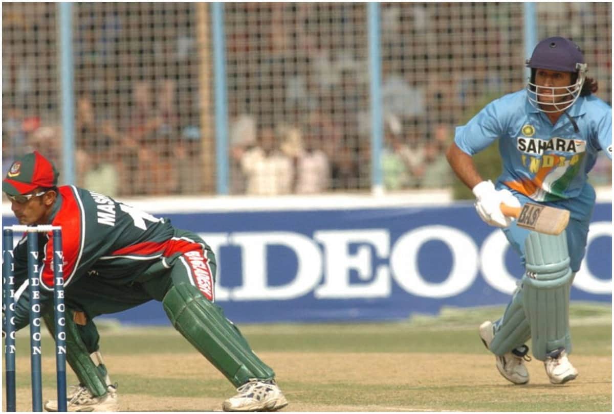 MS Dhoni Retired MS career Starts and ends with a run out