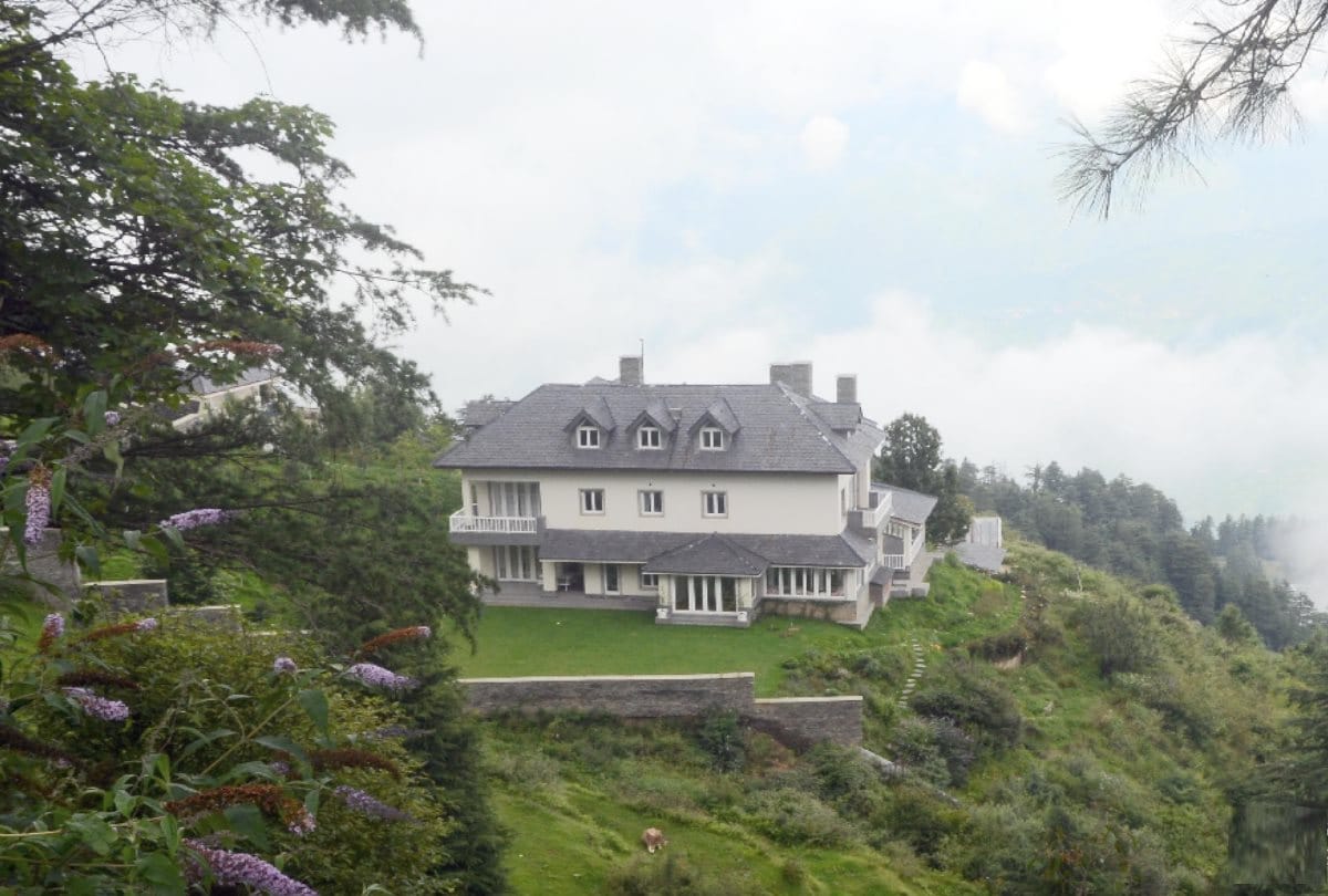 Sonia Gandhi stayed at home in Chharabra due to bad weather in shimla