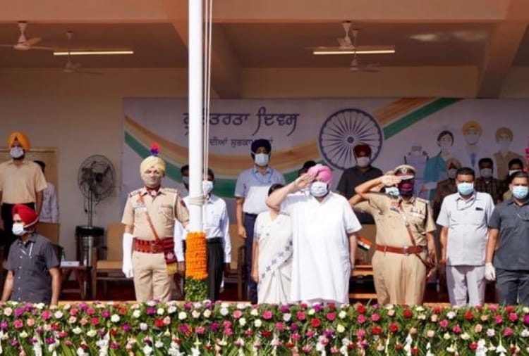 Capt Amarinder Singh gifts two projects to Mohali on Independence Day