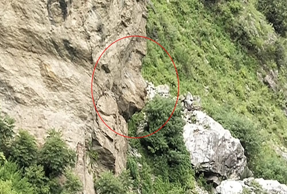 Miracle: Lord Hanuman Face seen on rock in Bhavishya Badri Uttarakhand Chamoli District