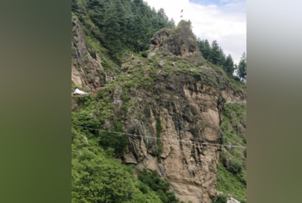 Miracle: Lord Hanuman Face seen on rock in Bhavishya Badri Uttarakhand Chamoli District