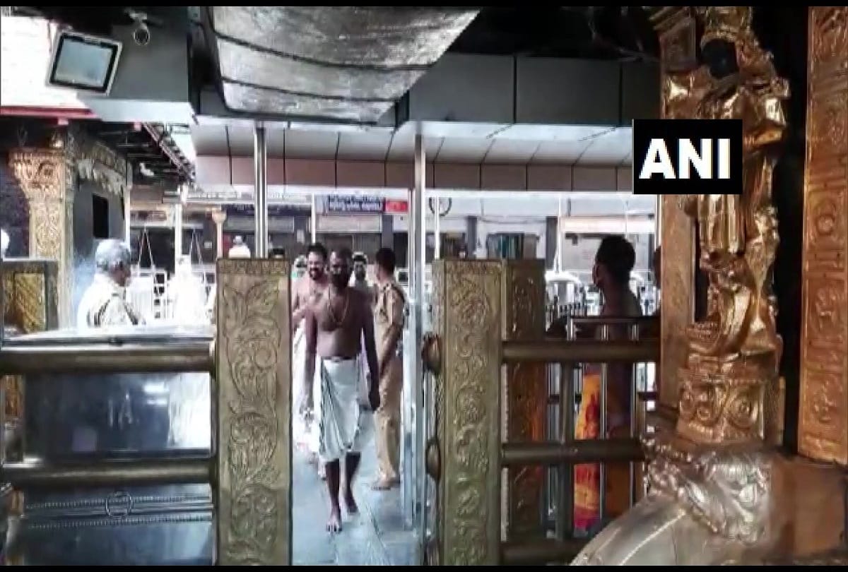 Sabrimala Temple is now reopen for monthly prayers devotees are still barred due to covid 19