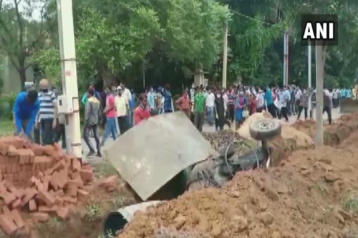 Kolkata: Uproar over construction of boundary wall in Vishwa Bharati University campus