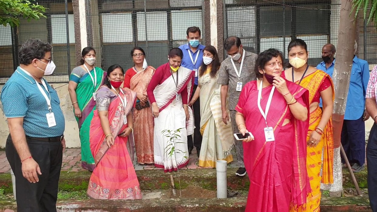 Tricolor hoisted in Muzaffarnagar schools