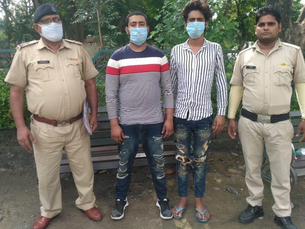 STF Rohtak caught conspiring to loot two accused of looting KMP