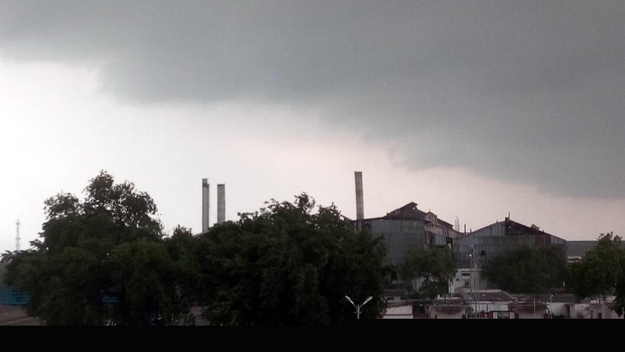 Cloudy but not rainy