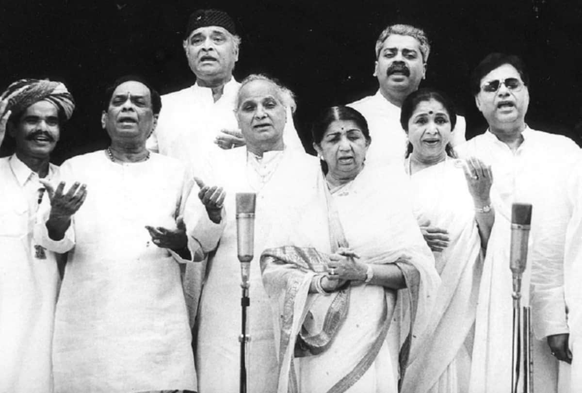 Lata Mangeshkar Birthday: Asha Bhosle Wishes Lata With Old Throwback Picture