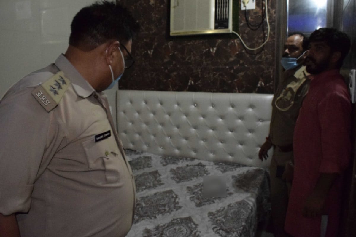 UP News: Many BJP leaders have been revealed in hookah bar case at Meerut