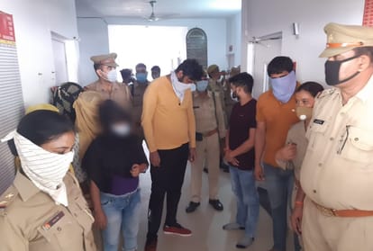 prostitution racket busted in spa center in mathura