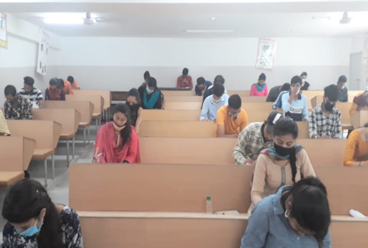 Kashi Vidyapeeth final year examinations begin from today