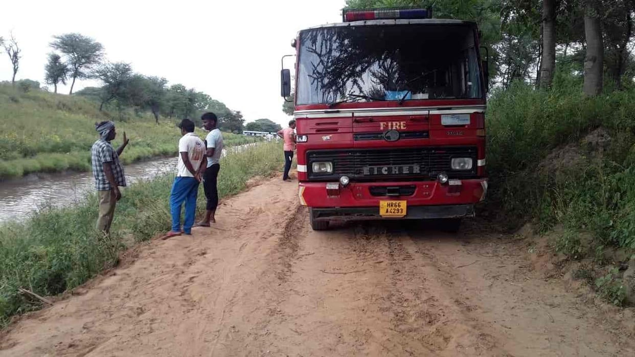 teacher dies due to drowning in JLN