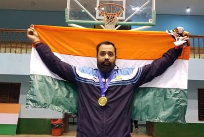 Vishesh Bhriguvanshi of varanasi again became captain of Indian basketball team