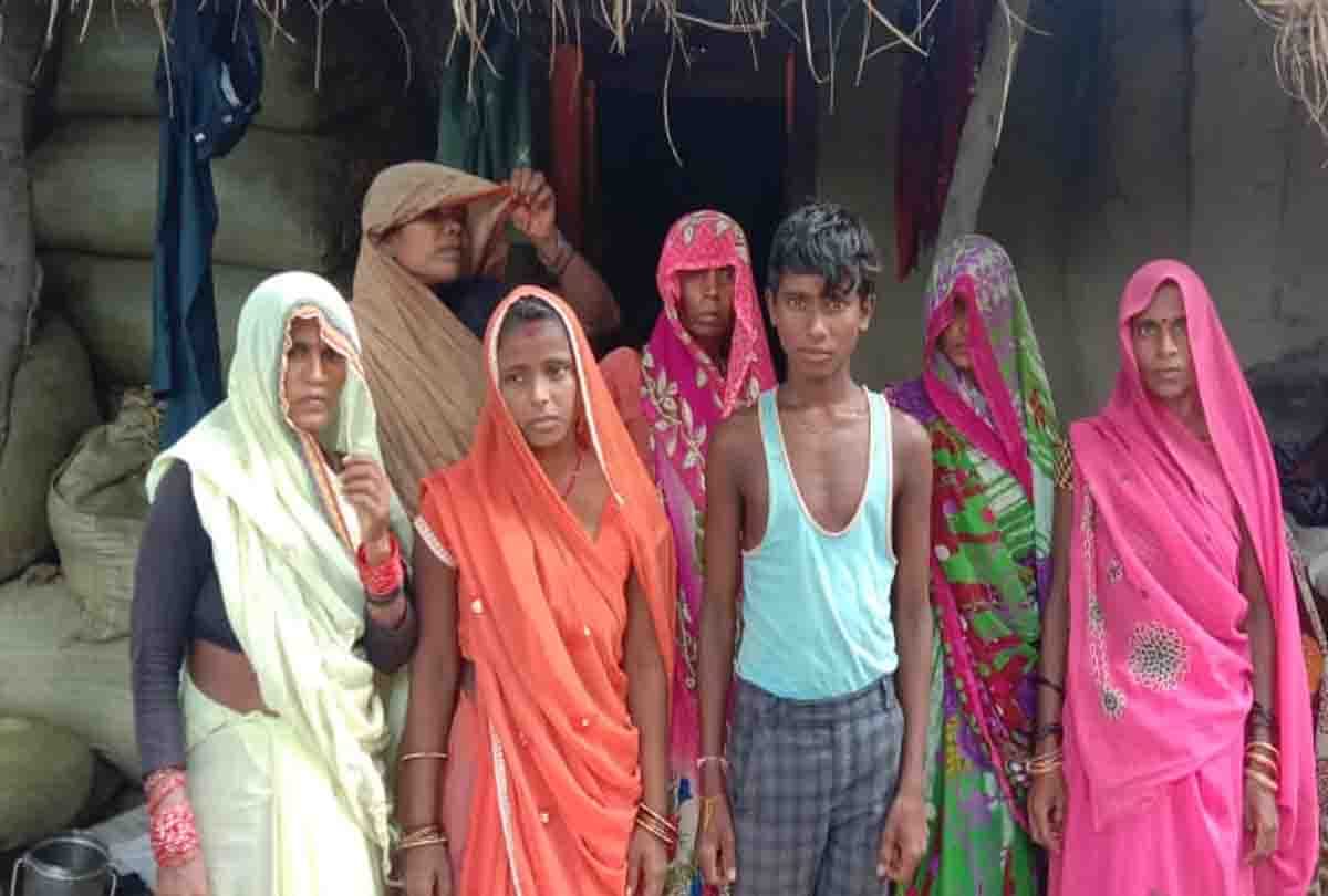 After strangulation, the body of the young man was hanged, the lover had arrived to meet his girlfriend