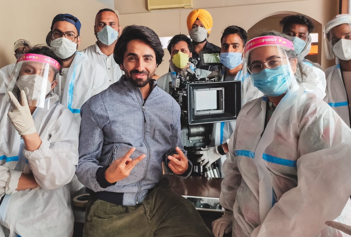 Ayushmann khurrana shooting started with local technicians in Chandigarh