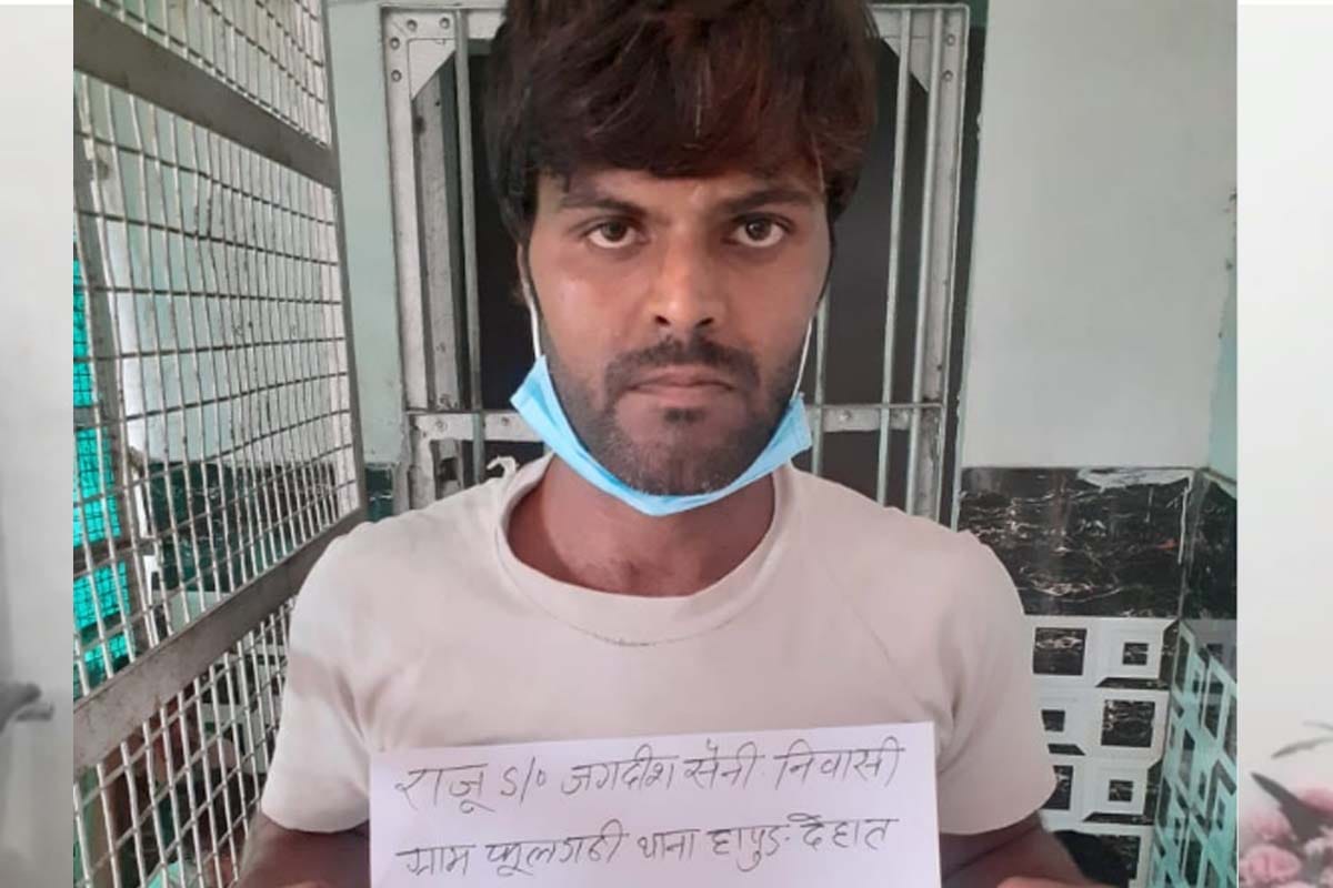 brother attacked on her sister by blade in meerut with his brother in law, injured
