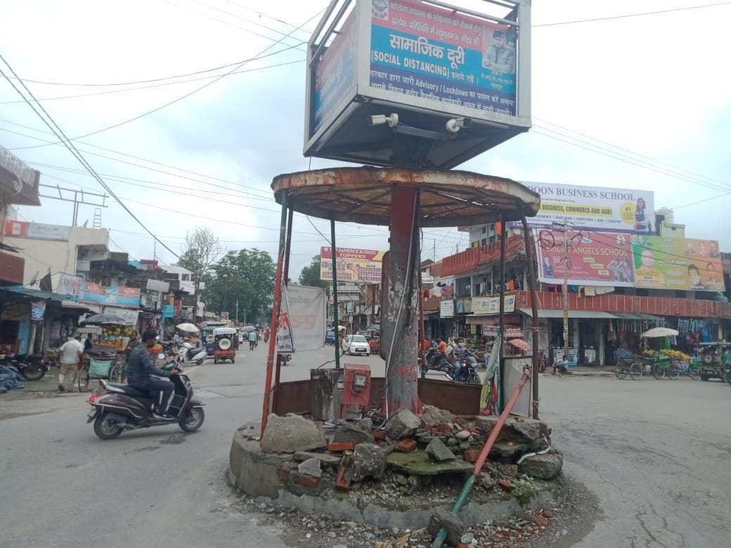 Martyr's memorial victim of neglect