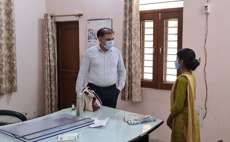 BDPO's office reached SDM for arbitrariness of BDPO, not attending meeting and not picking up the phone.