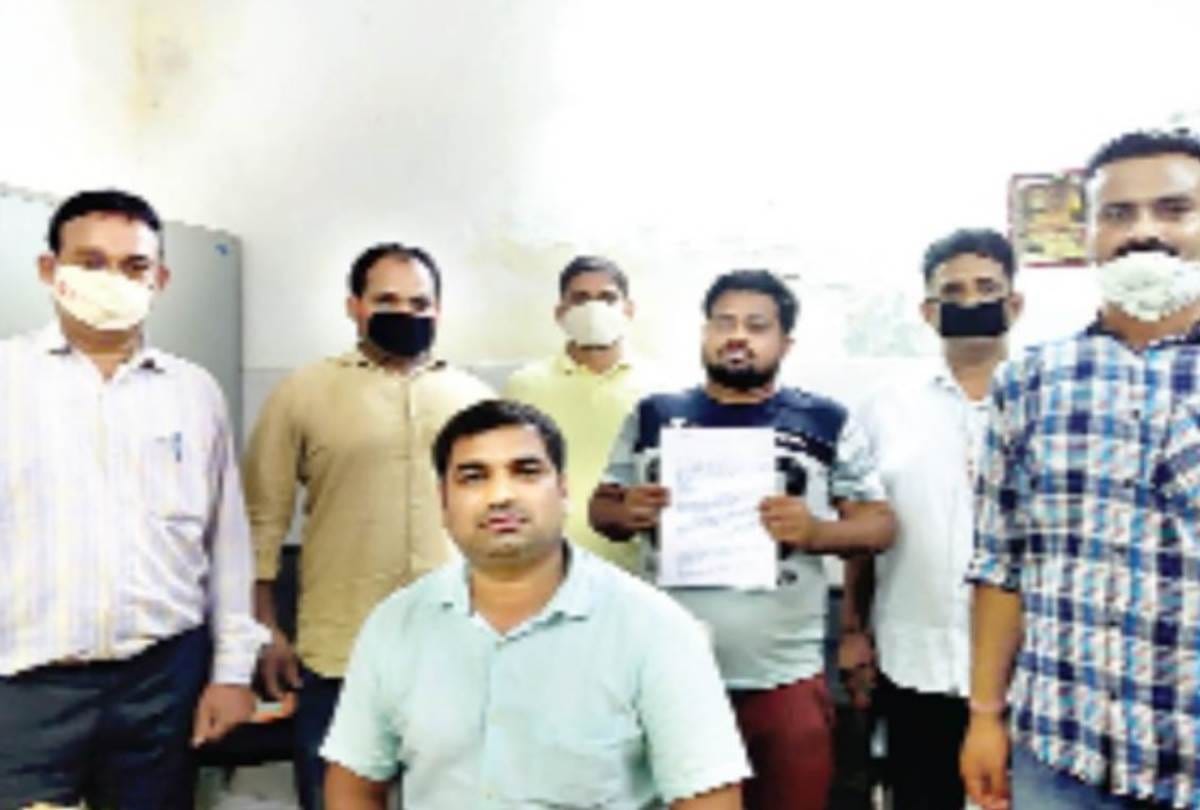 RPF arrested ticket broker in lucknow