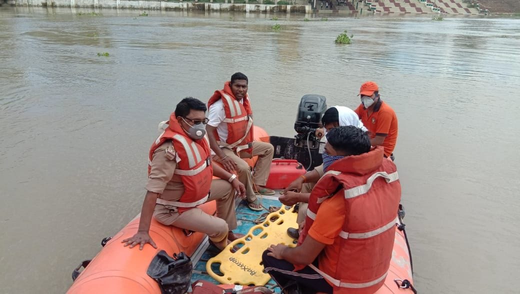 police recovered the dead body of lady from river