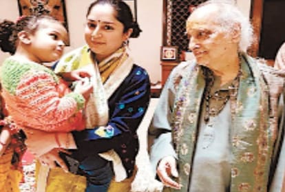 know about the relation between pandit Jasraj and lucknow
