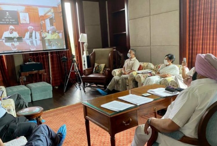 Haryana and Punjab Meeting on SYL Issue, Captain Amrinder Singh, CM Manohar Lal