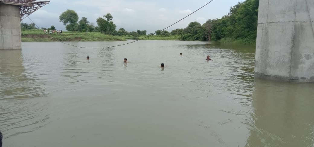 teen drowned