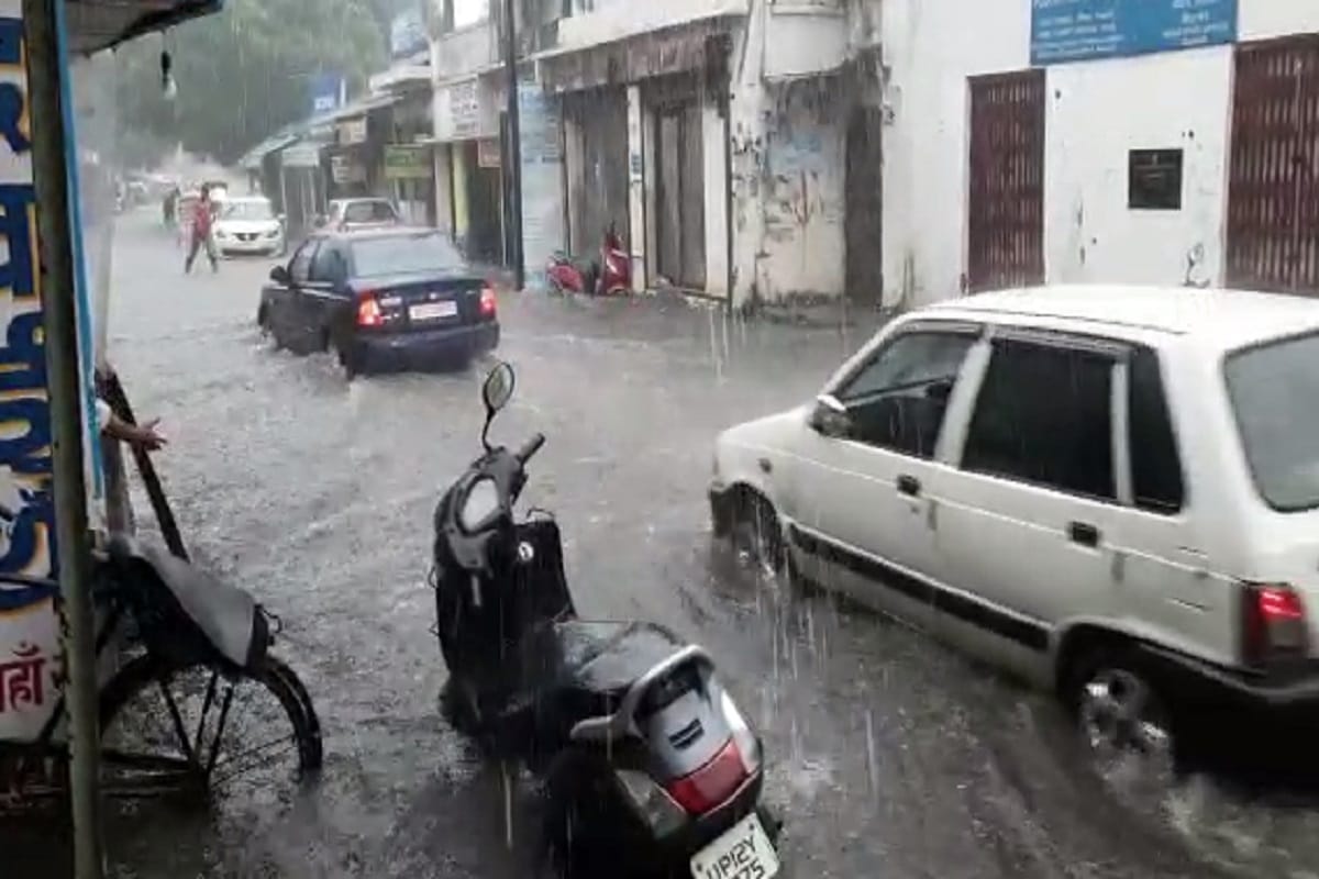 Weather Update: Fast rain is continue at last night in Bijnor city of Uttar Pradesh