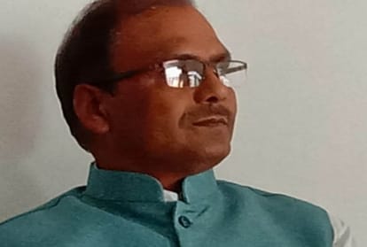 somnath kashyap teaches children of slum areas