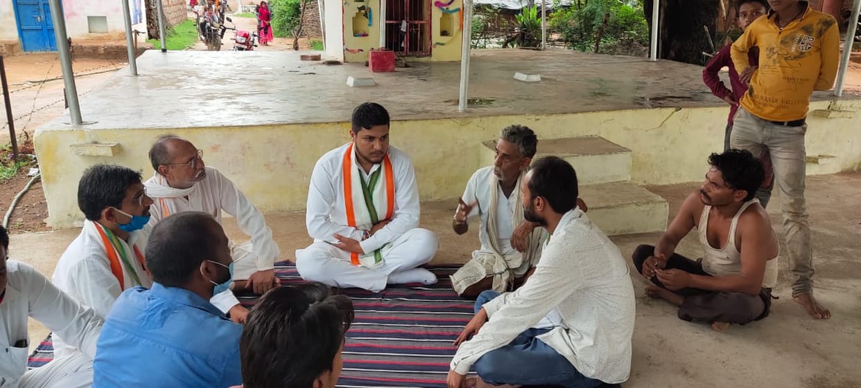congress workers meet victim