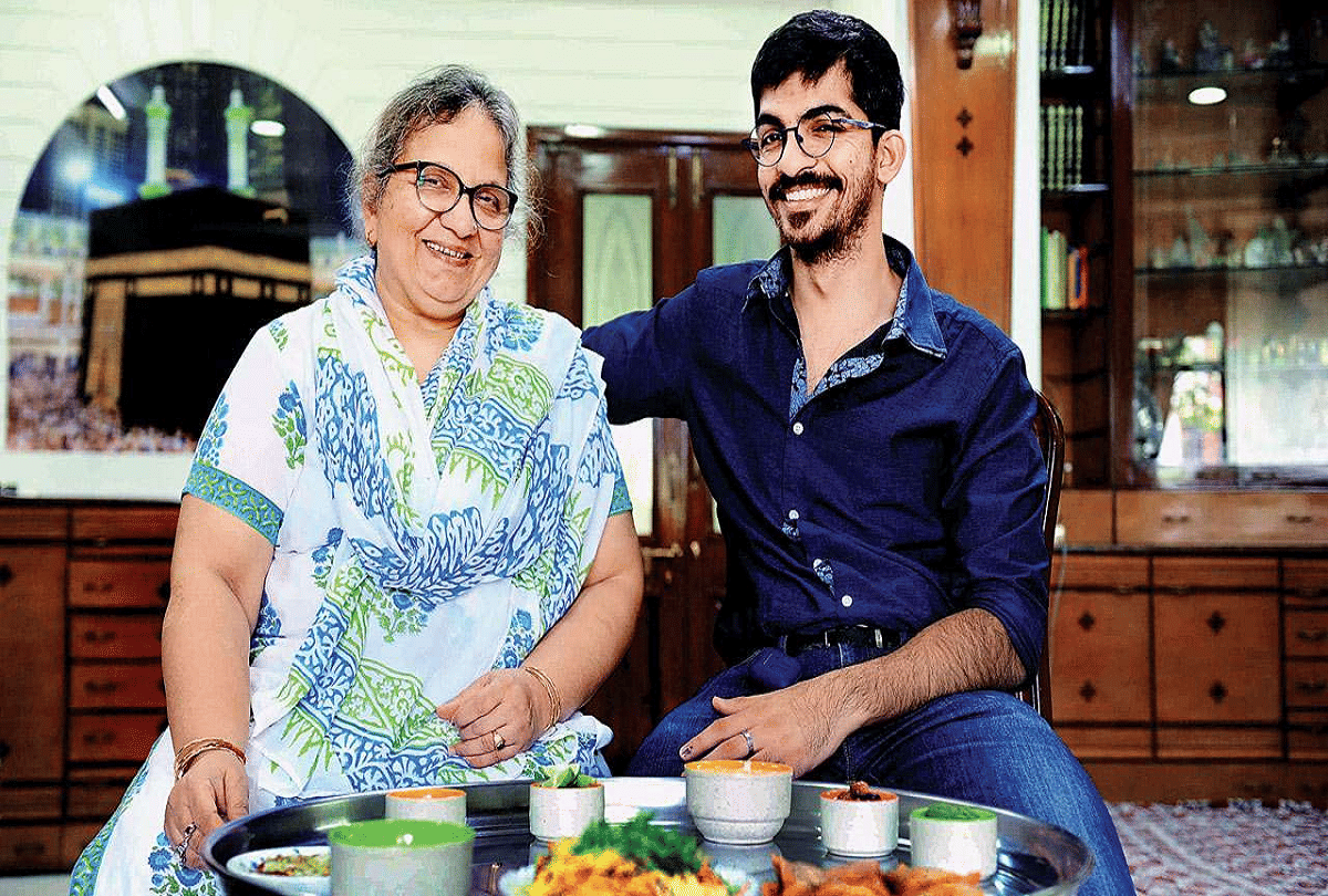 munaf kapadia quit google job and start selling samosa earn 50 lakh annum