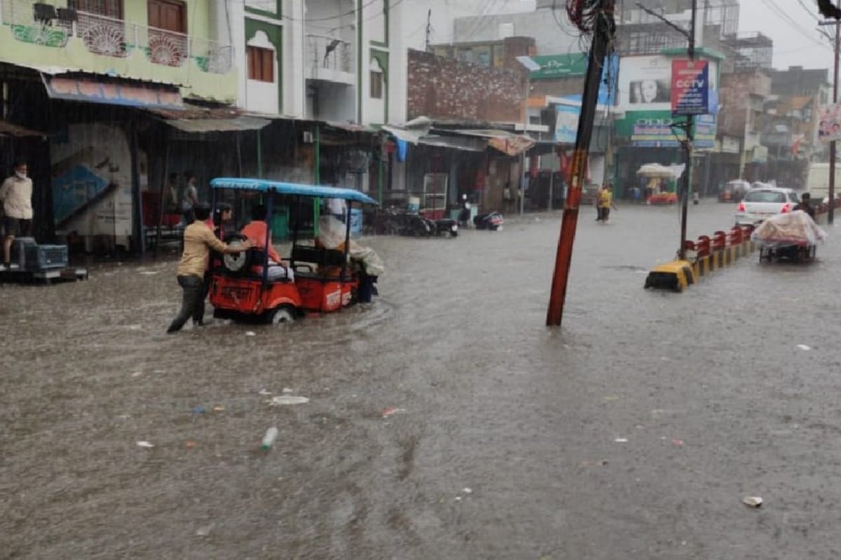 rain in Baghpat for several hours continuously, Life disturbed