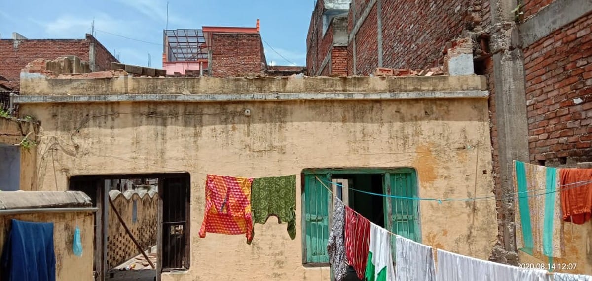 Ustad Bismillah Khan had rejected US citizenship for this room President gave proposal now hammer on there room in varanasi