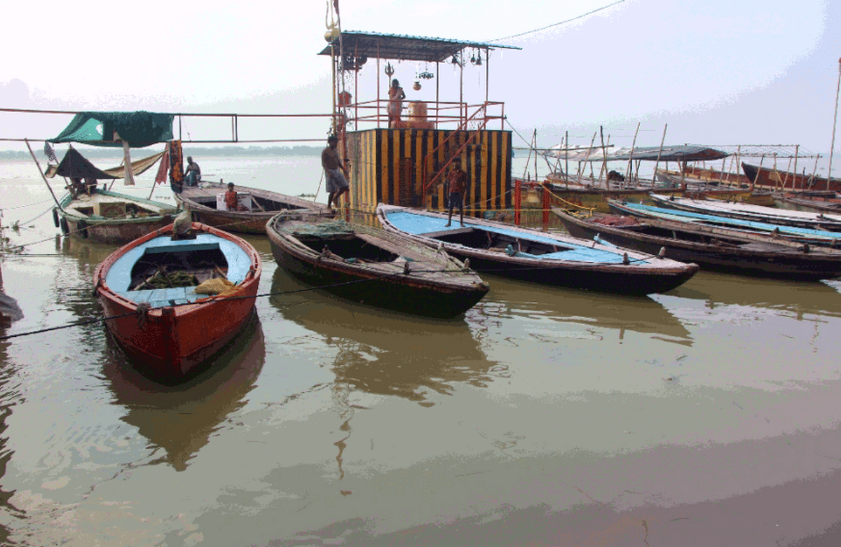 Ganga water level in Varanasi rising at the speed of one centimeter per hour