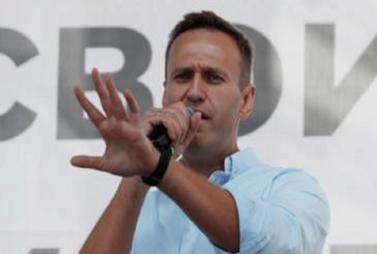 Alexei Navalny causes split in anti-Putin forces in Russia