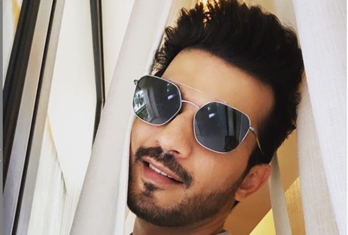 Actor Arjun Bijlani gets injured while vacationing in Goa