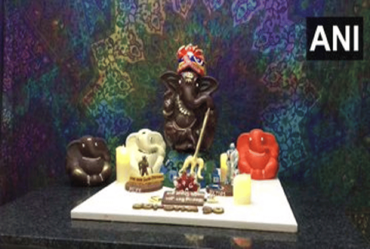 A Woman in Indore made Ganpati idols with corona theme and chocolate and bring awareness towards corona virus