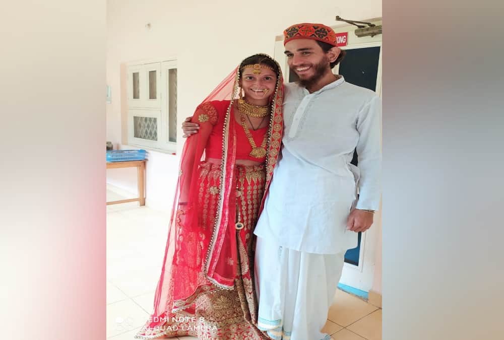 American Boy and Spanish Girl Doing Marriage with pahadi tradition in Uttarakhand Rudraprayag