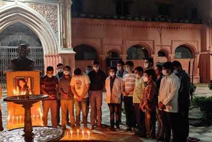 Fellow doctors paid tribute to Yogita Gautam at Sn Medical College Agra