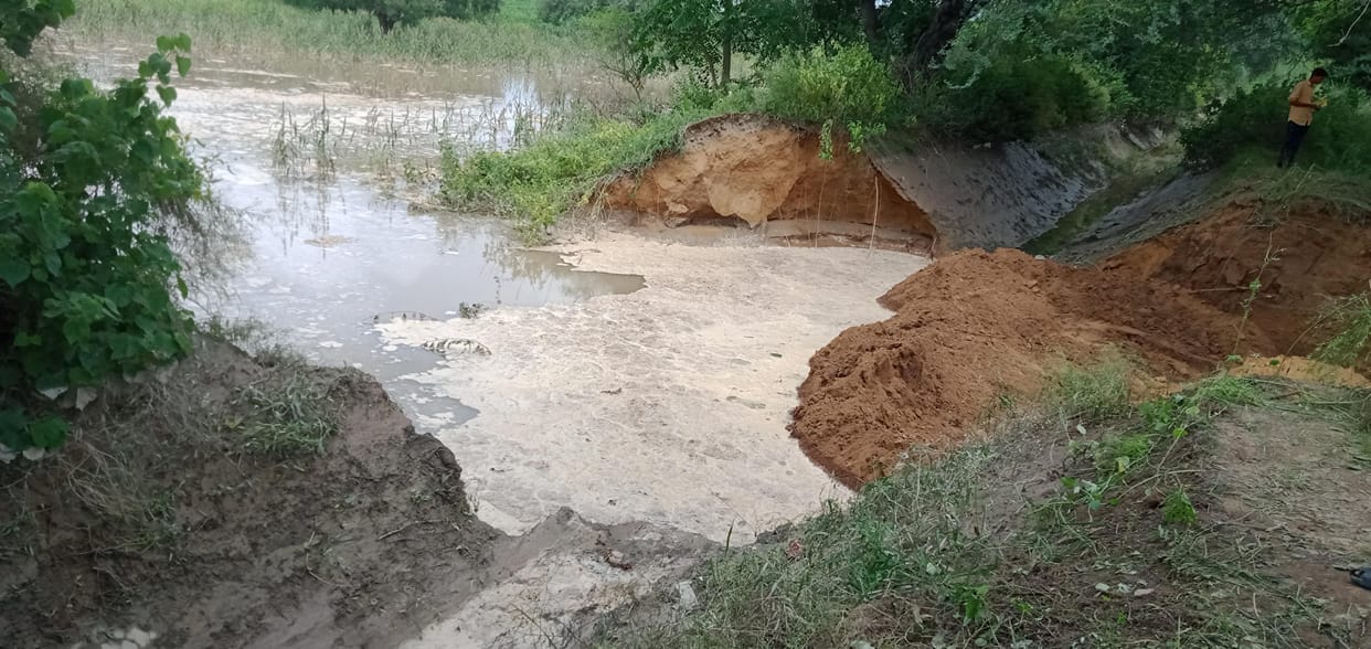 distributory break, waterlogging in crop