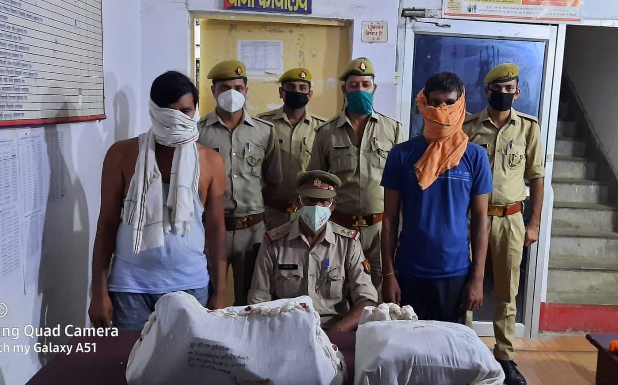 Hathras: Two vicious persons arrested for selling illegal liquor arrested
