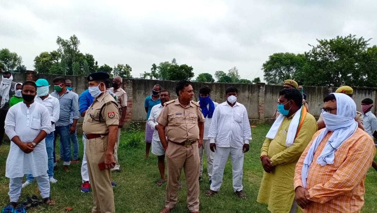 Anarchists broke the statue of Ambedkar, Lord Buddha and Saint Ravidas in Ghazipur